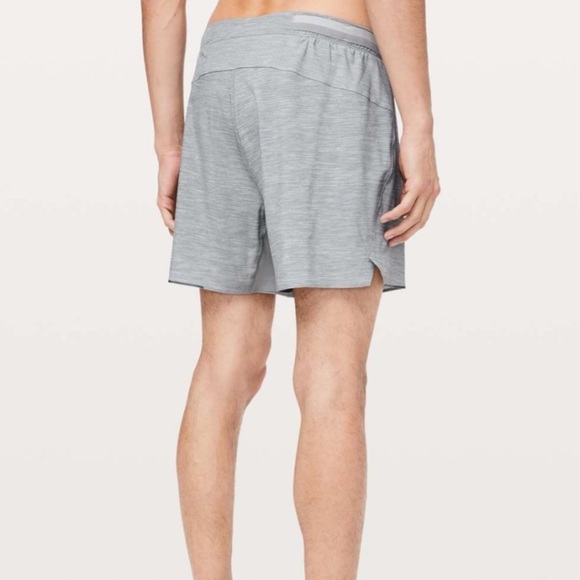 Lululemon Surge Short *6" in Heather Allover Sea Salt Light Cast sz S - Picture 3 of 11